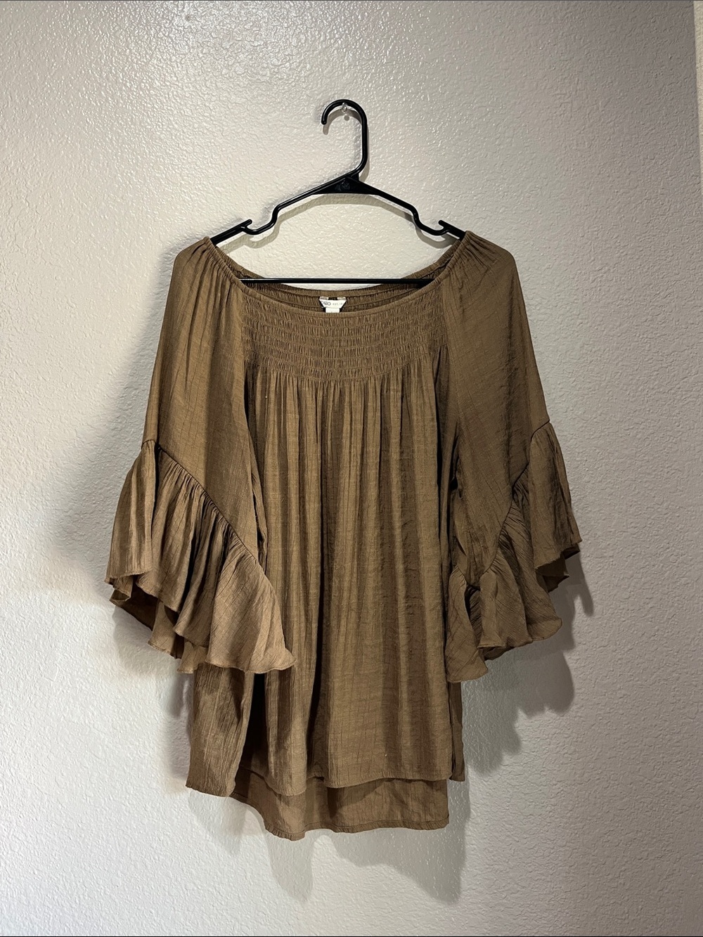 Cato Brown Ruffle Sleeve Peasant Blouse Sz L Flowy Lightweight Bohemian TC0741